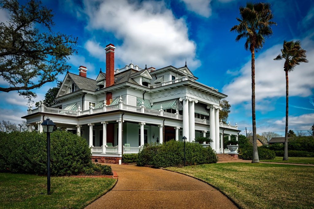 architecture-bushes-chimneys-208736